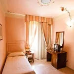 Borgo San Martino - & Szálloda Riparbella