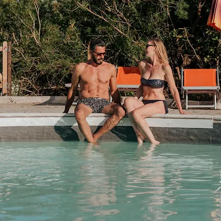 Borgo San Martino - & 3*
