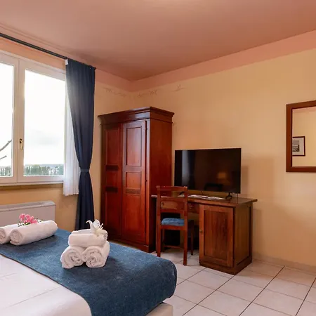 Borgo San Martino - & Hotel 3*